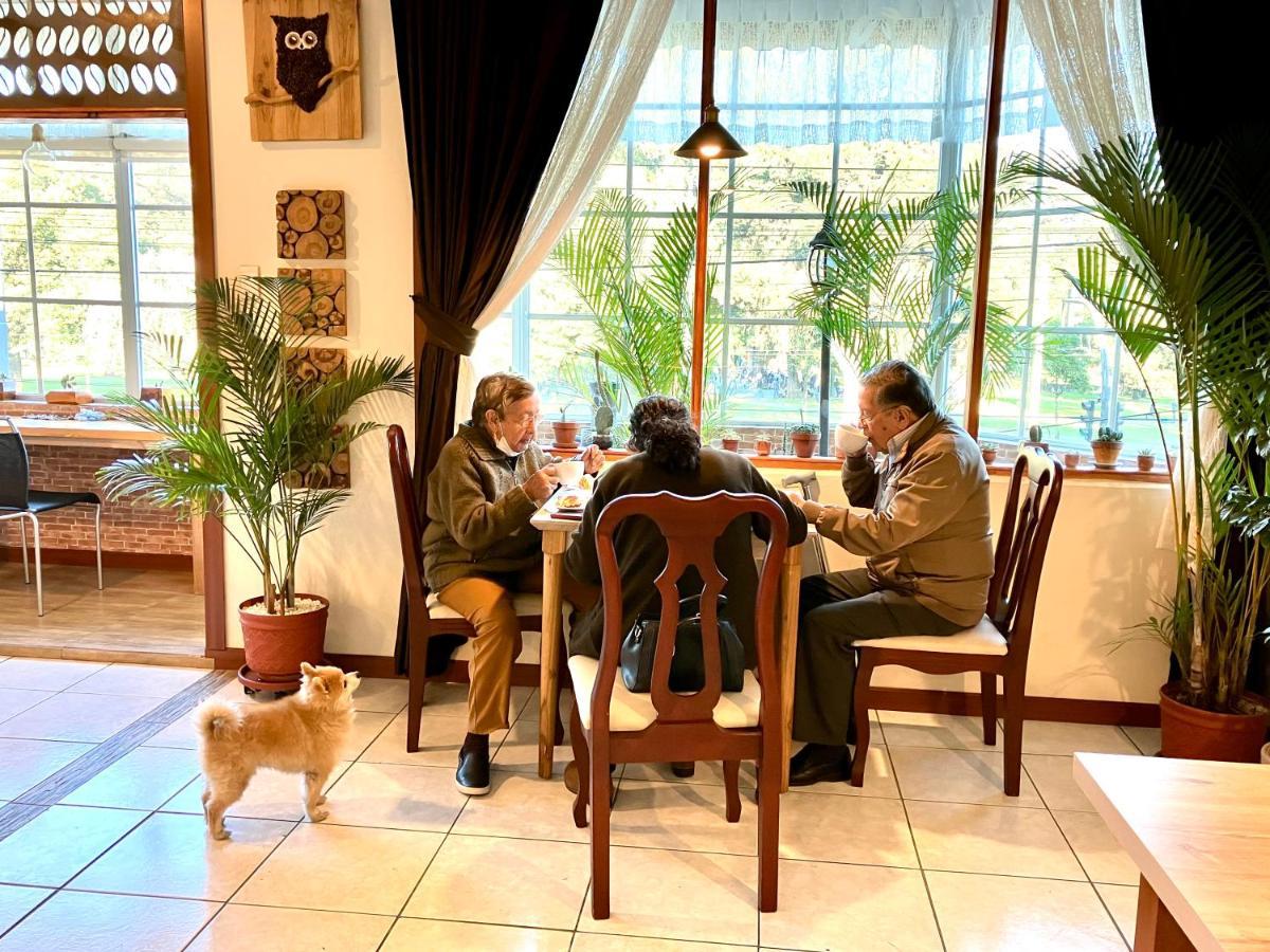 Quito Terrace Hostel ภายนอก รูปภาพ