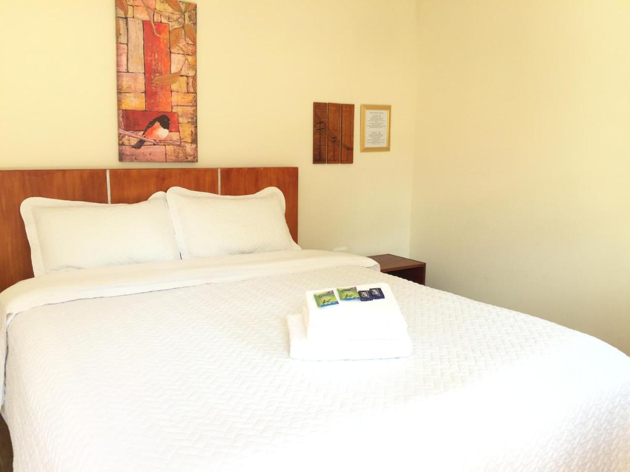 Quito Terrace Hostel ภายนอก รูปภาพ